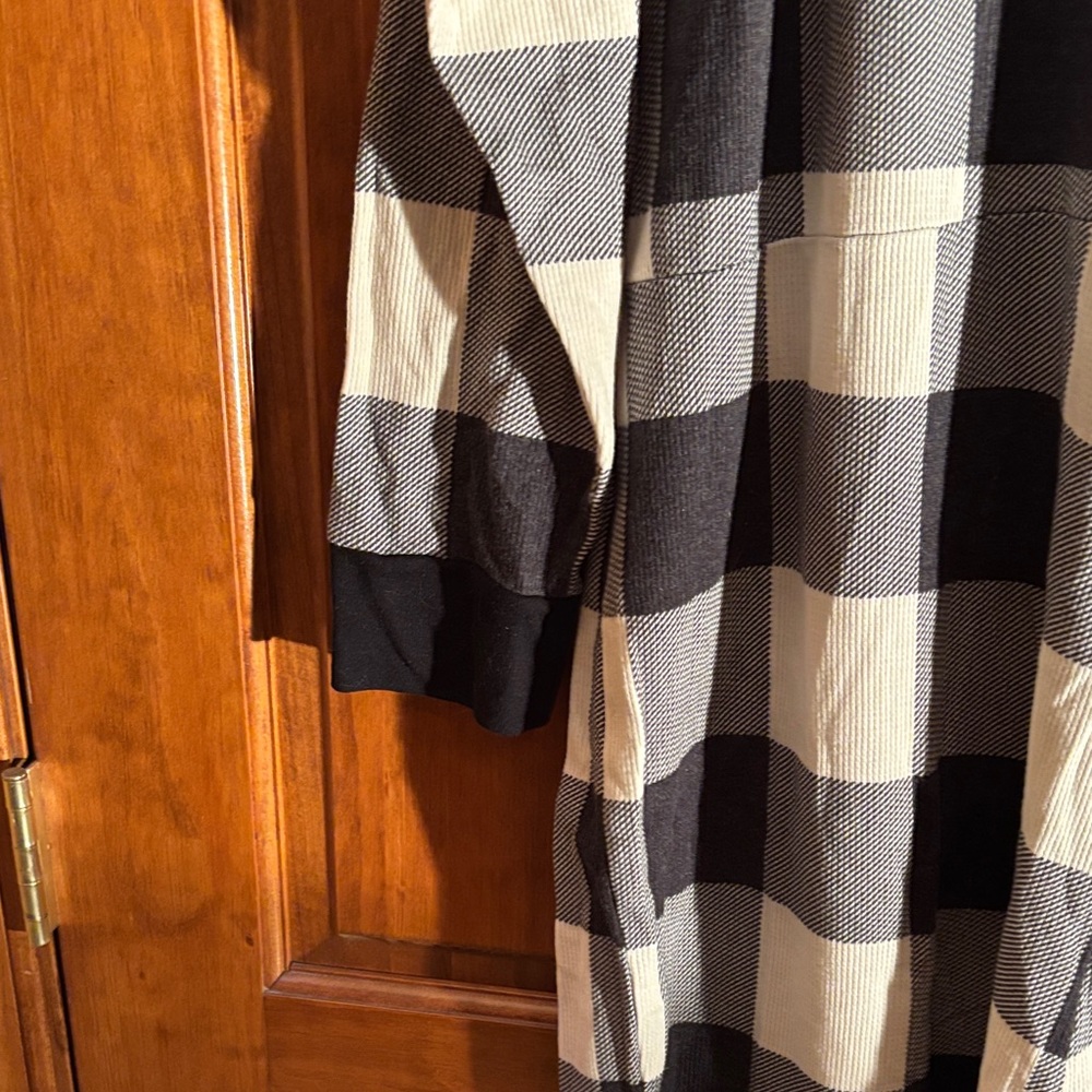 Old Navy Black and White Buffalo Check Women's One-Piece Pajama Romper - Picture 10 of 10